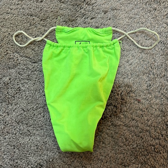 ๐โ๐ฉ Micro Thong Bikini ๐โ๐ฉ - Picture 2 of 4